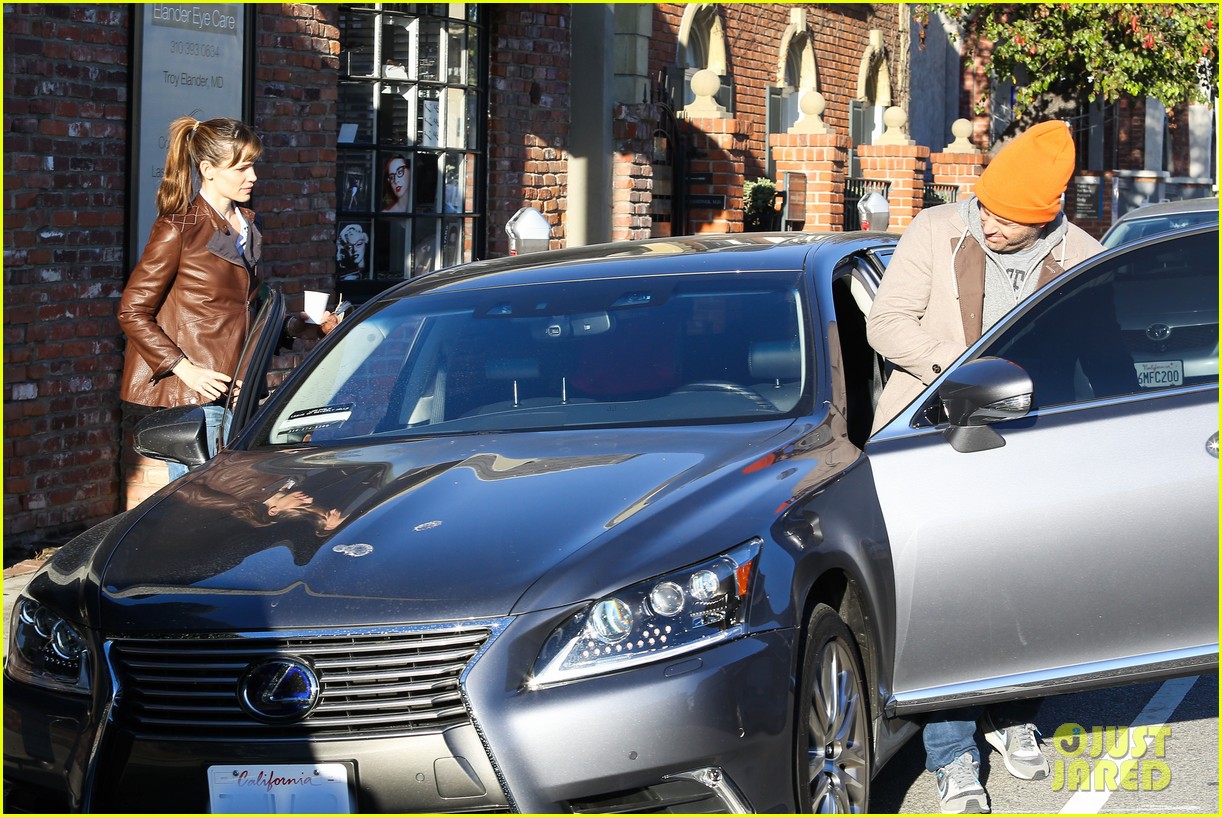 Ben Affleck & Jennifer Garner Presenting at SAG Awards 2014! Photo(01)