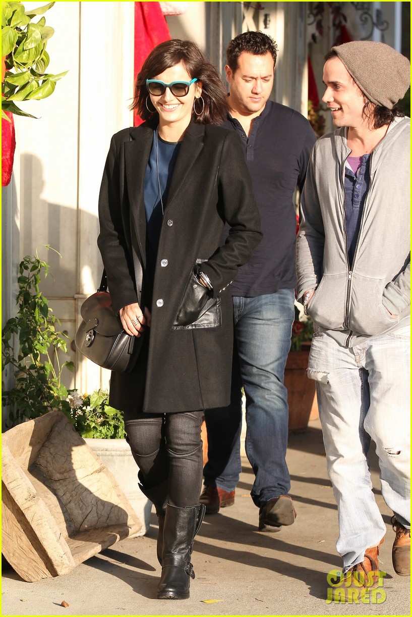 camilla belle alfred cafe lunch outing 113027013