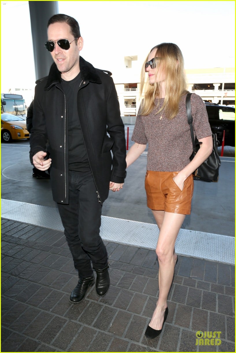 kate bosworth michael polish hold hands for france getaway 06