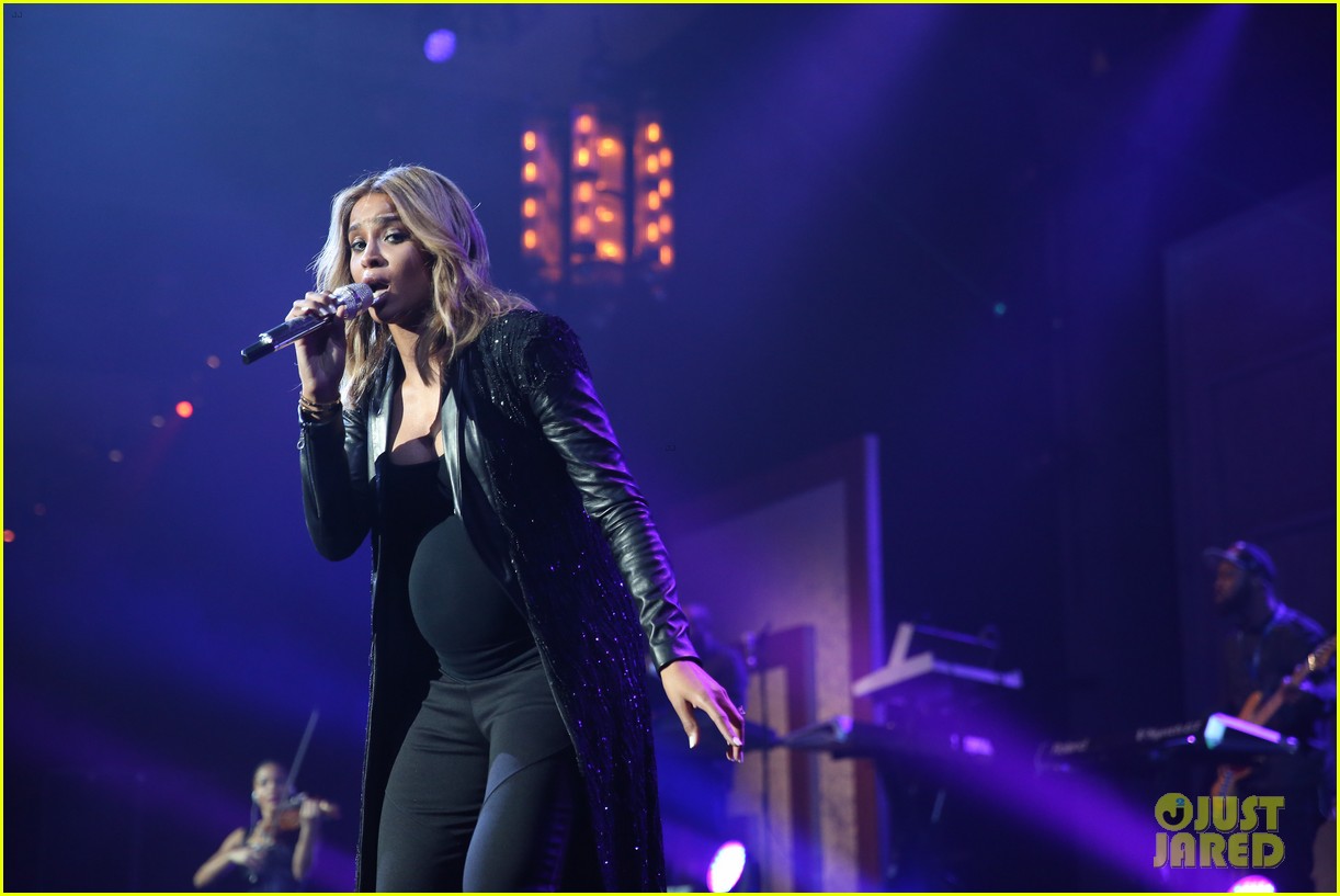 pregnant ciara performs at official grammys 2014 after party 06