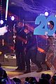 miley cyrus new years eve 2014 performance watch now 09