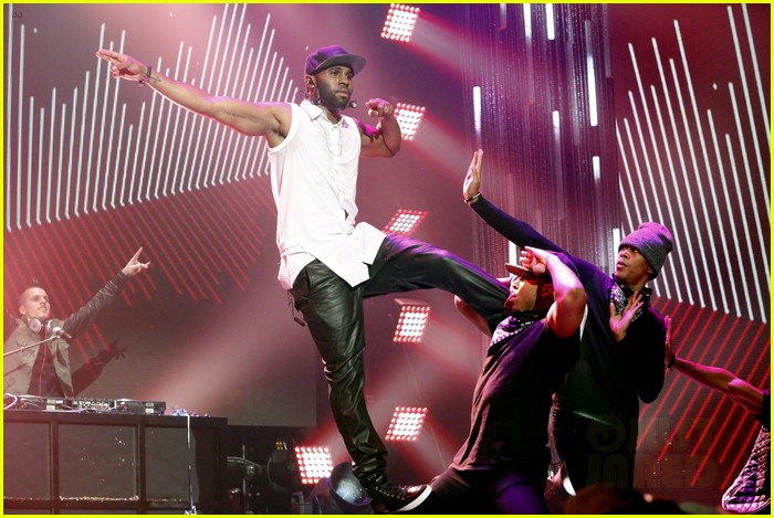 jason derulo performs on new years rocking eve 2014 video 09