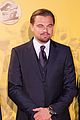 leonardo dicaprio captures wolf of wall street tokyo premiere on his iphone 01