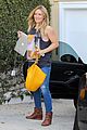hilary duff films real girls kitchen with bib sis haylie 01