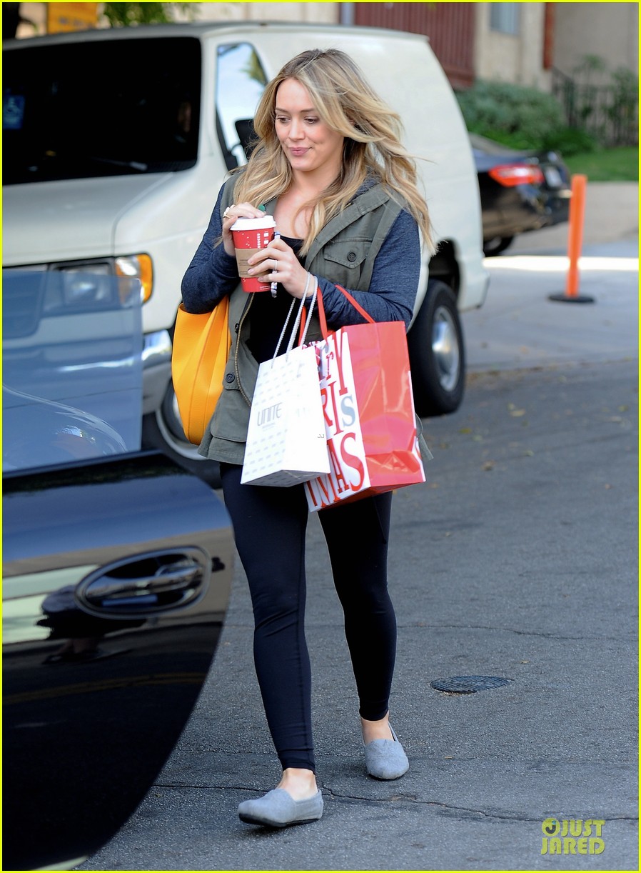 hilary duff park date with luca after hair appointment 09