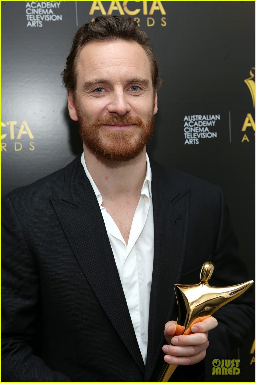 michael fassbender chiwetel ejiofor winners at aacta awards 2014 213027685