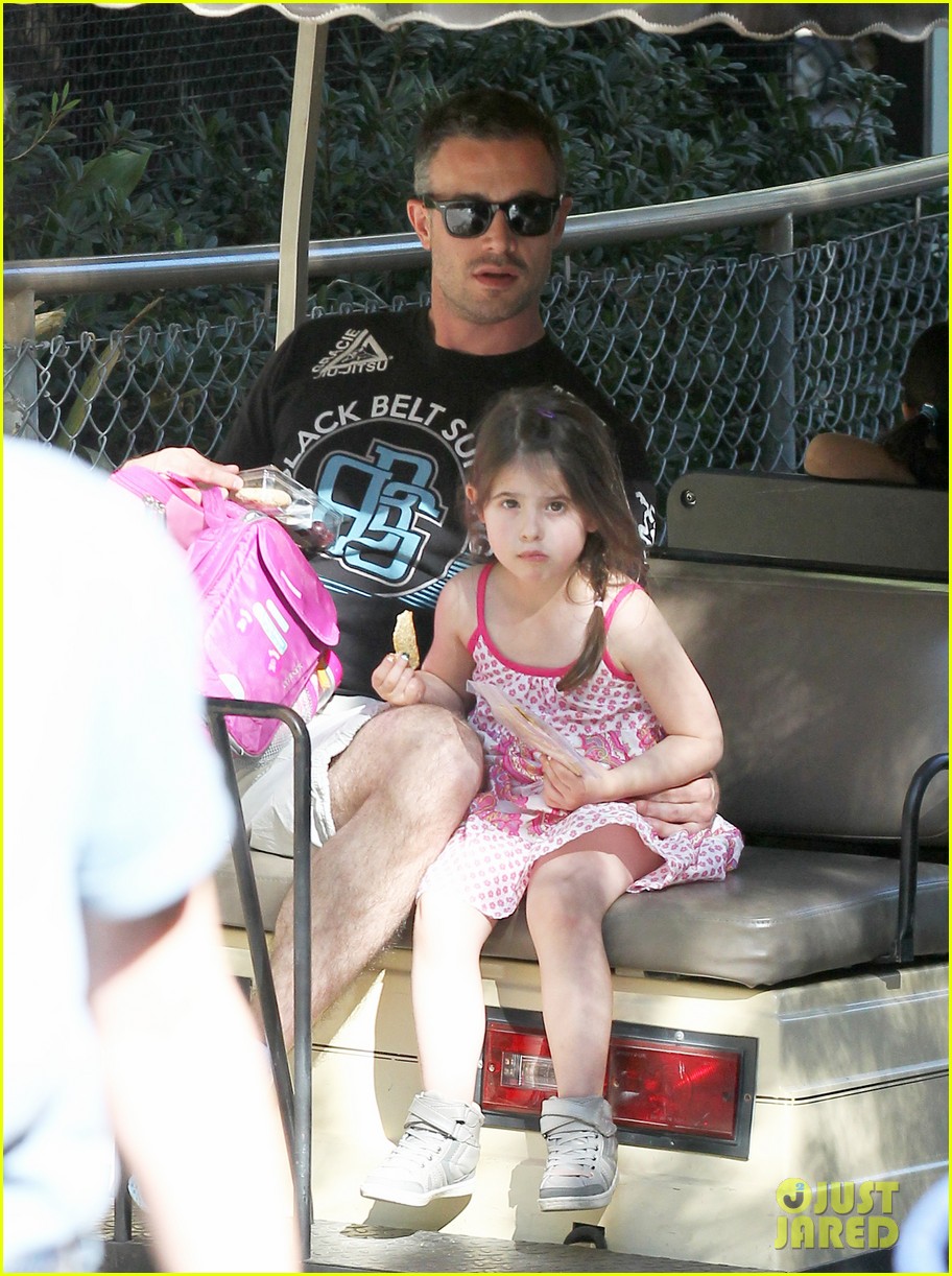 freddie prinze jr charlotte have father daughter zoo date 063037105