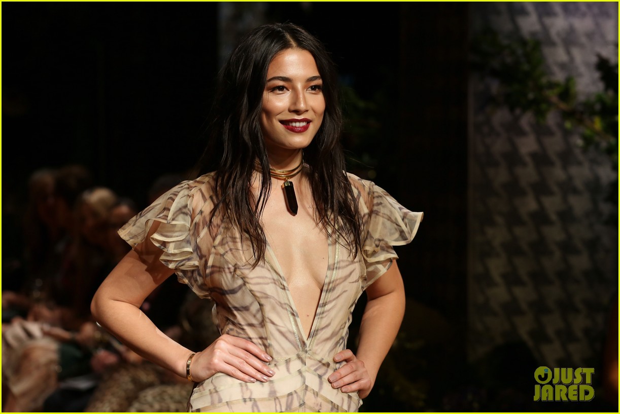 jessica gomes hits the runway for david jones collection launch 05