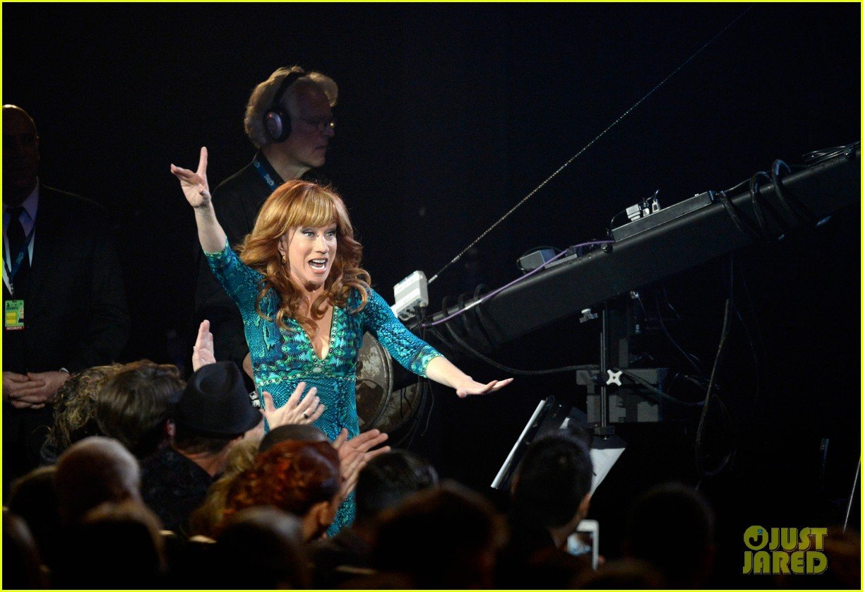 kathy griffin finally wins grammy for best comedy album 153041148