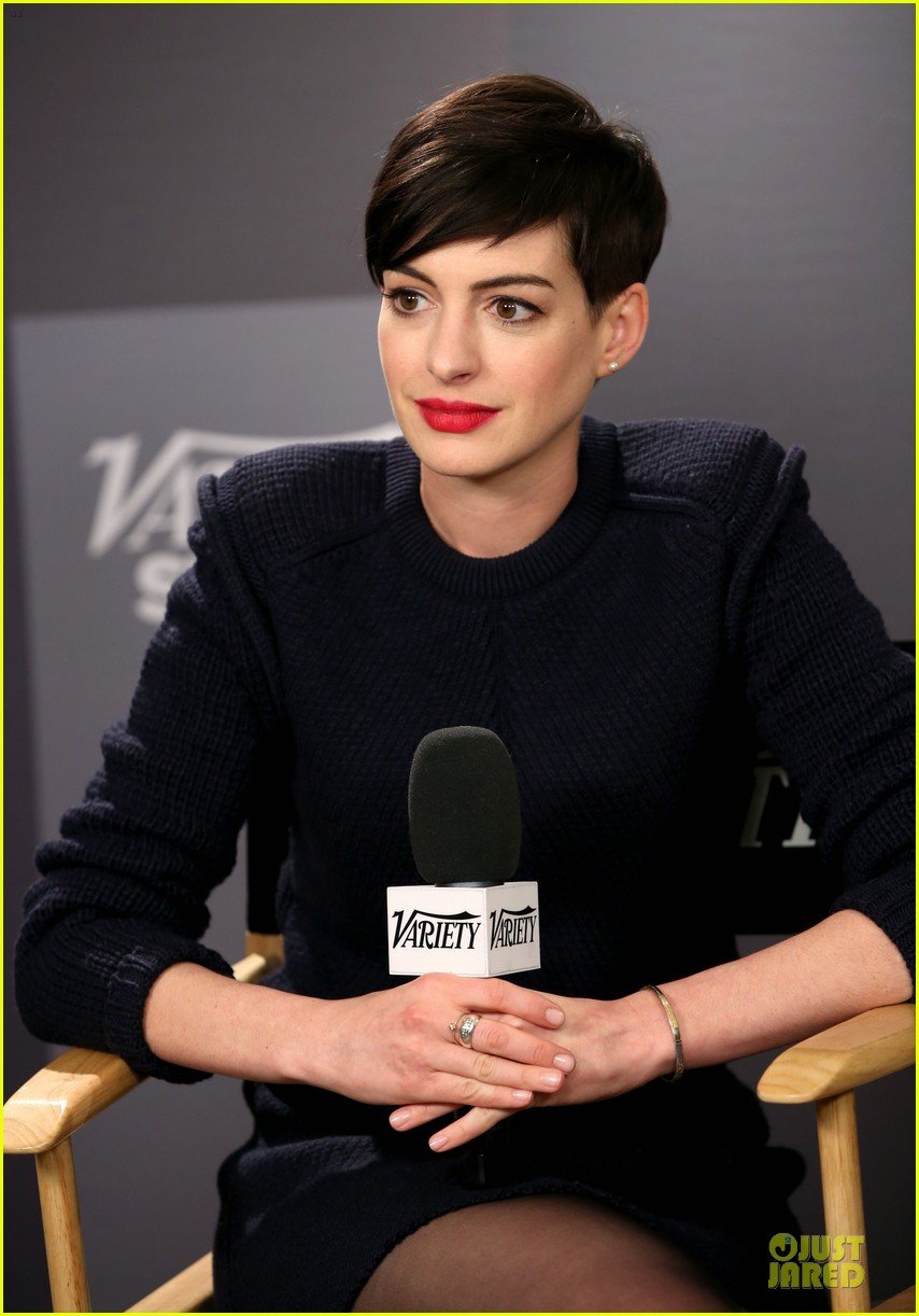 anne hathaway near drowning stories were false 04
