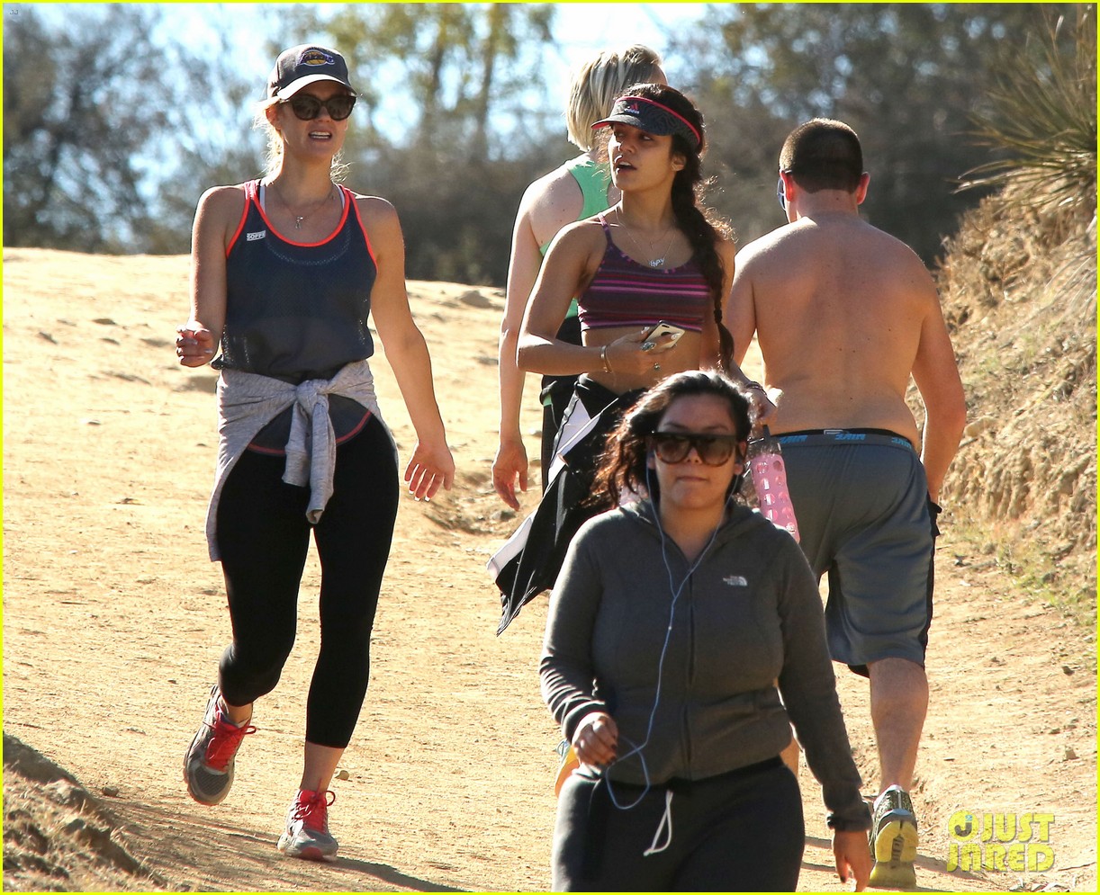 vanessa hudgens hikes her way into the new year 06