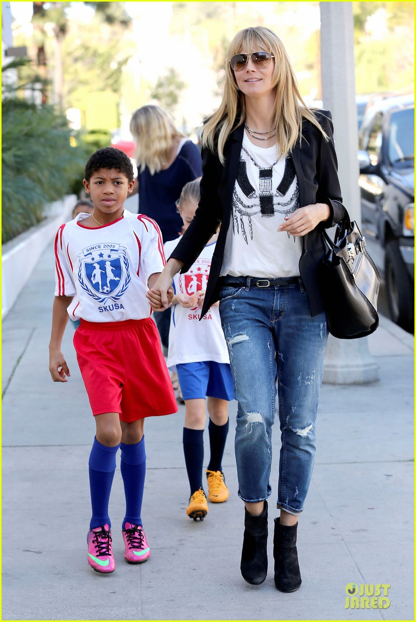 heidi klum grabs coffee before jag gym stop with the kids 04