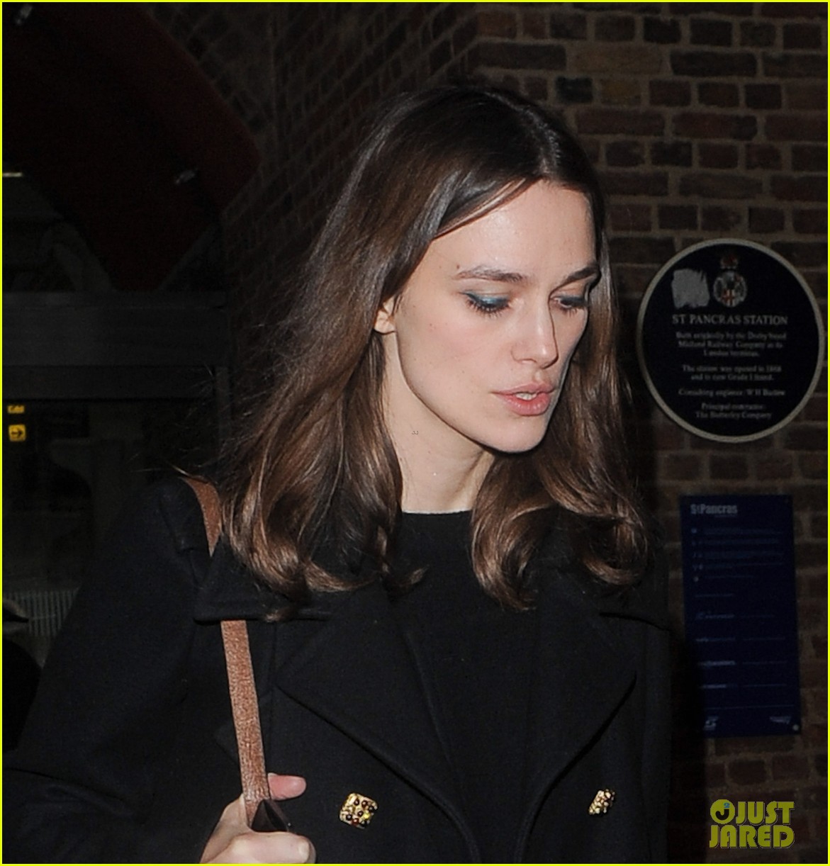 keira knightley is rooting for chiwetel ejiofor at the oscars 023044547