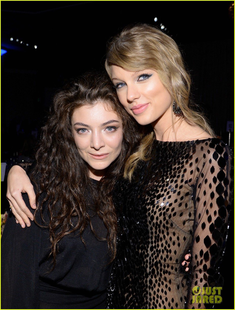lorde meets up with taylor swift at clive davis pre grammys gala 2014 043040409