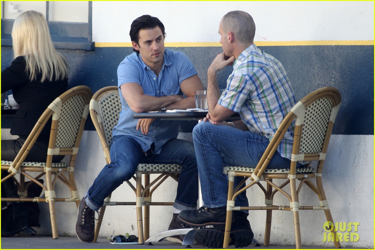 milo ventimiglia bares muscles for los angeles lunch 03