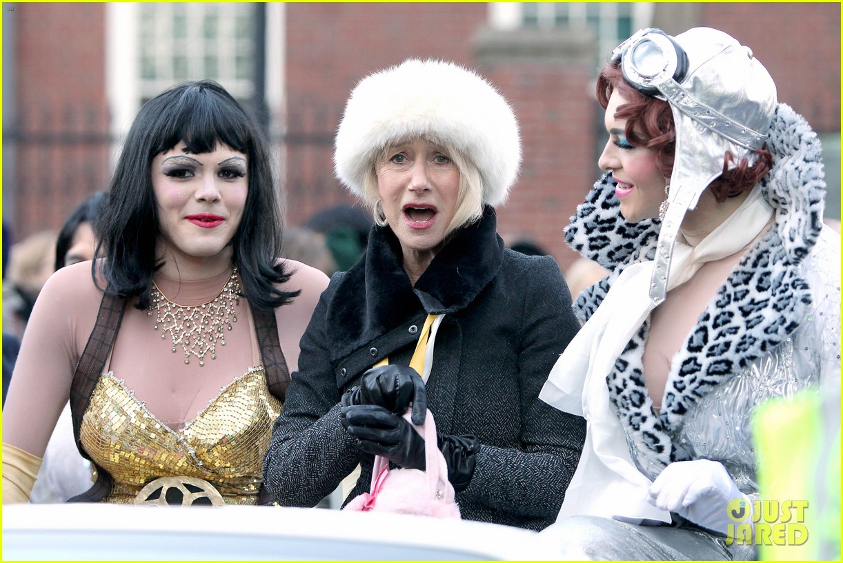helen mirren twerks hangs with drag queens continues to be one of hollywoods coolest ladies 113044472