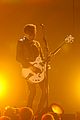 nine inch nails queens of stone age perform at grammys 2014 video 13