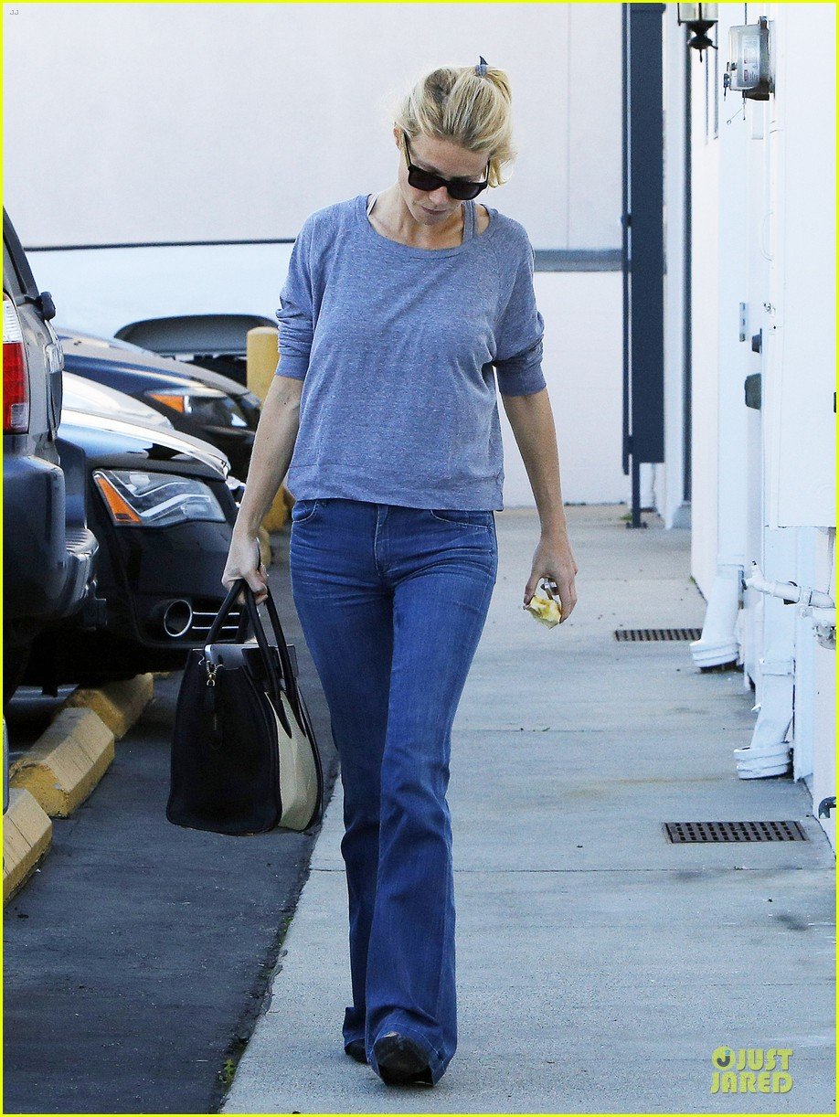 gwyneth paltrow medical building visit after the golden globes 013033846