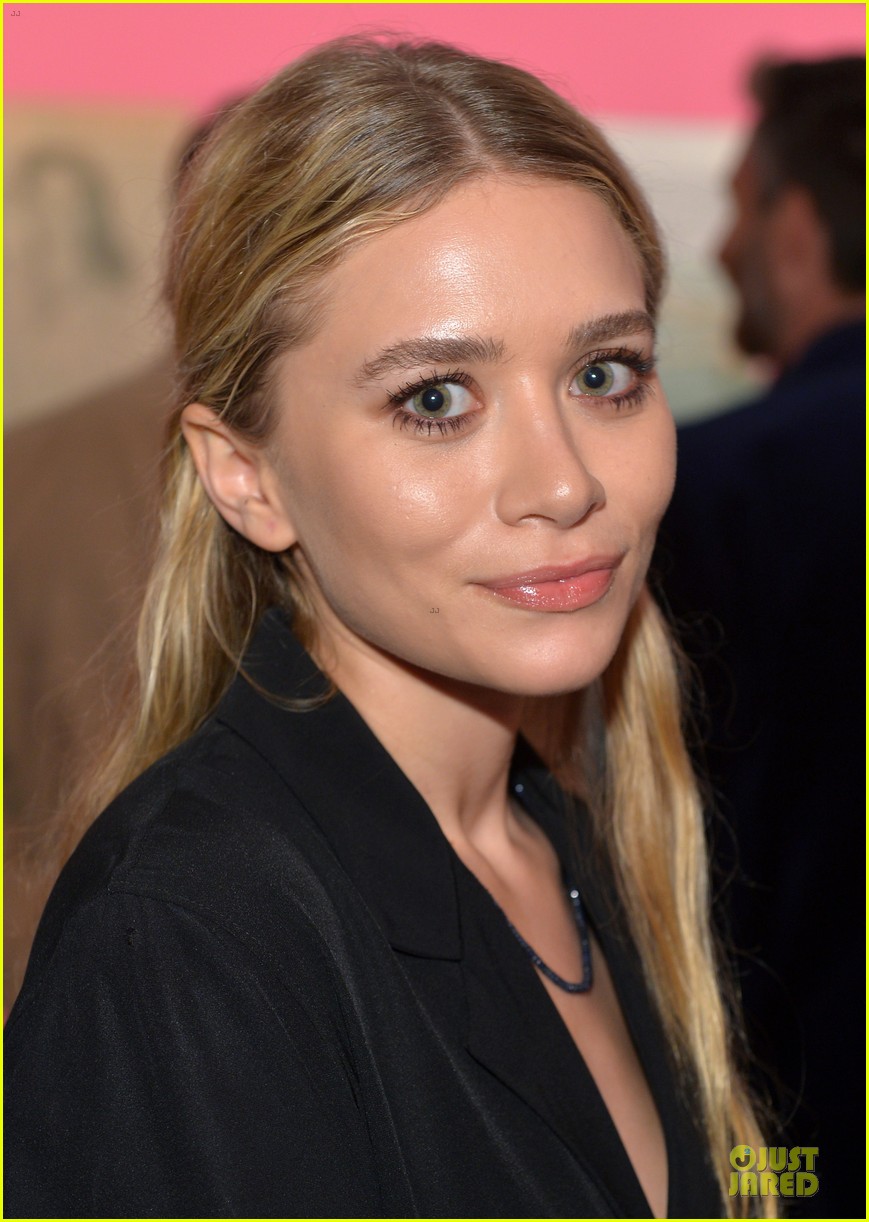 gwyneth paltrow rooney mara journey of a dress exhibition opening 13