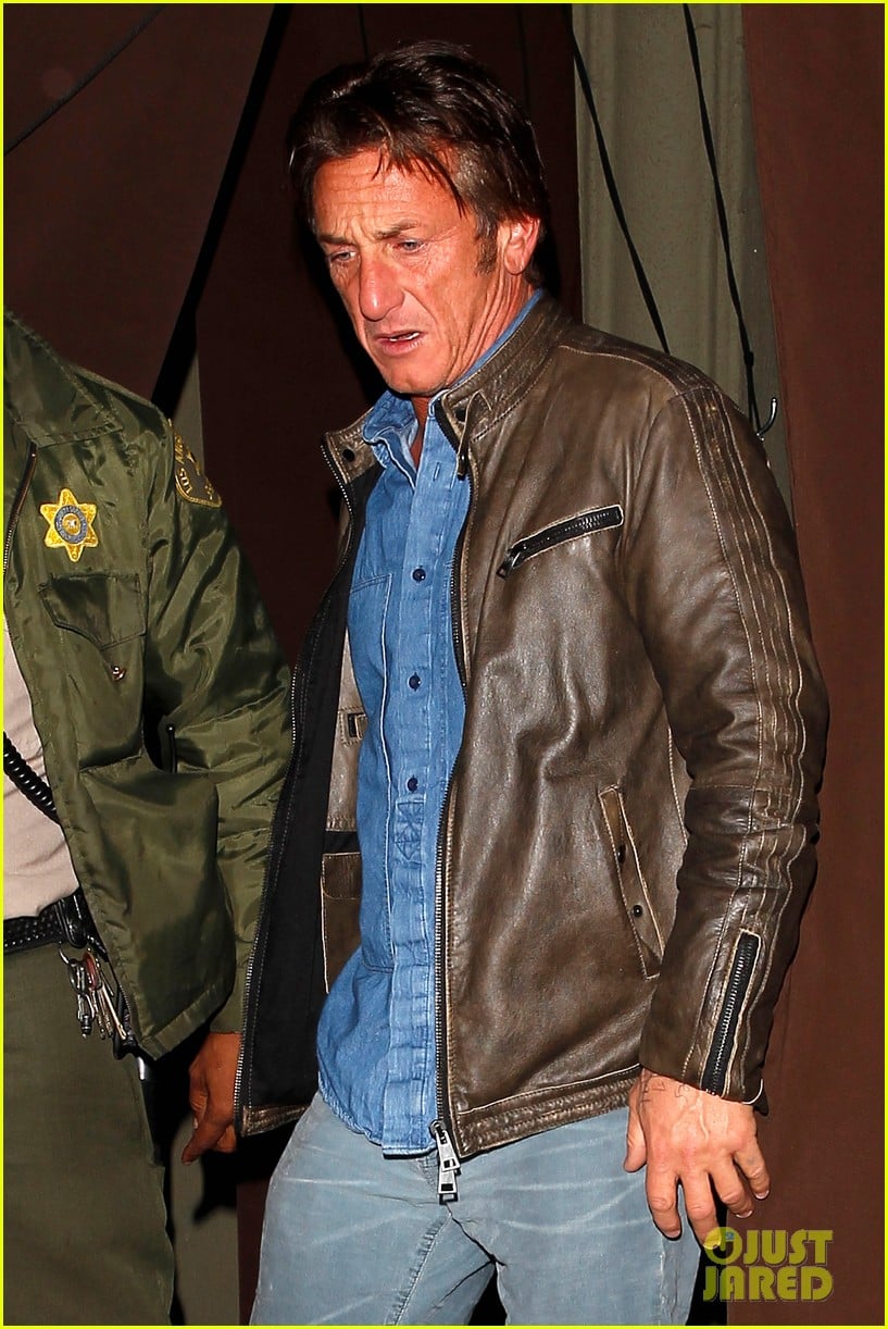 sean penn gets police escort out of solo dinner 043024472