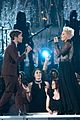 pink nate ruess performs give me a reason at grammys 2014 video 05