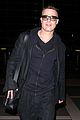 brad pitt lax departure after producers guild awards 15