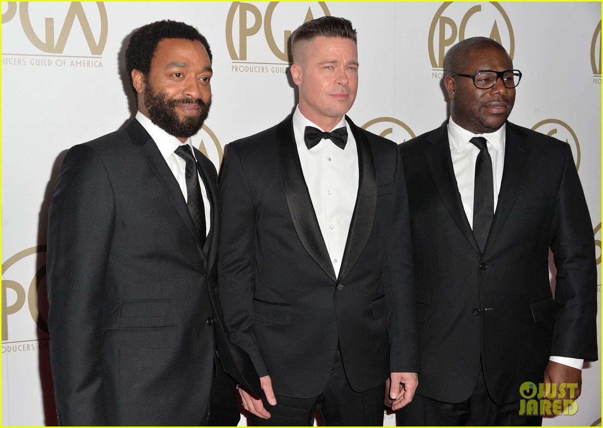 brad pitt producers guild awards 2014 with chiwetel ejiofor 033035866
