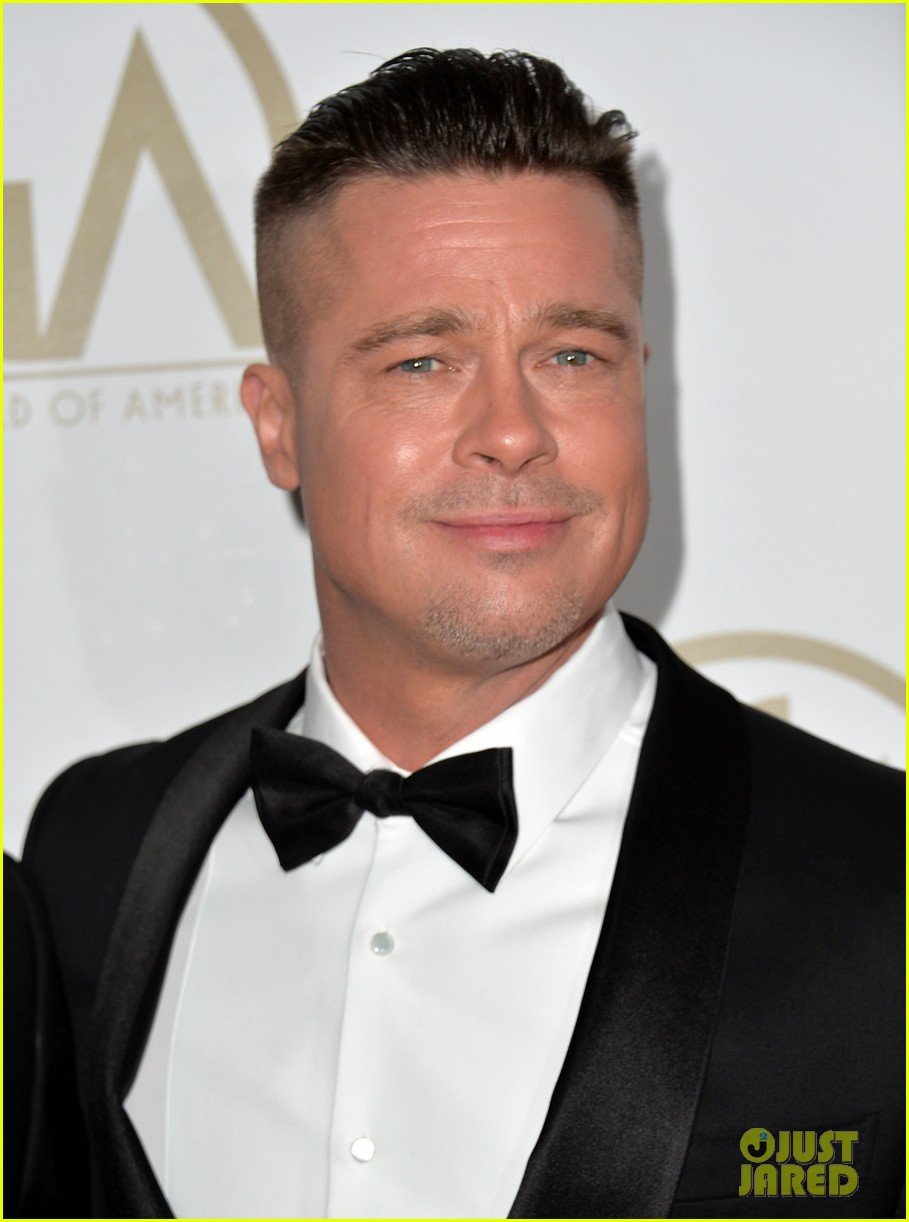 brad pitt producers guild awards 2014 with chiwetel ejiofor 083035871