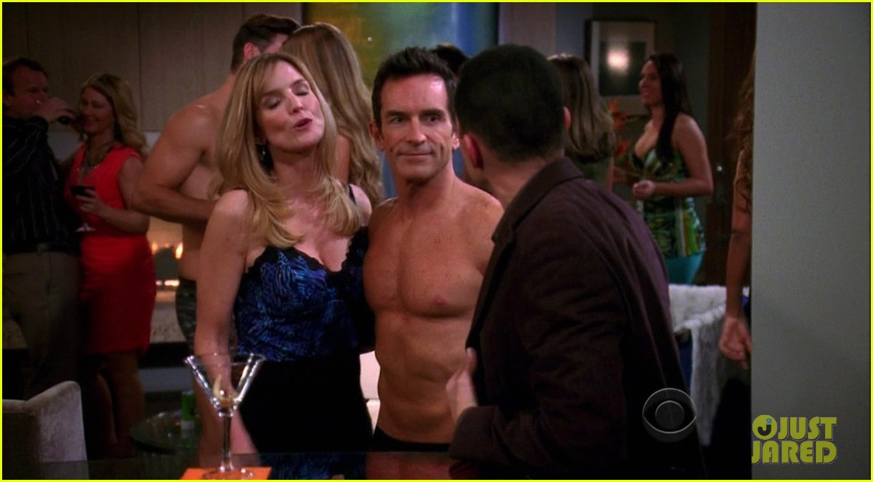 survivors jeff probst shows off ripped shirtless body at 52 09