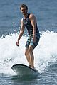 emma stone andrew garfield surf in hawaii 16