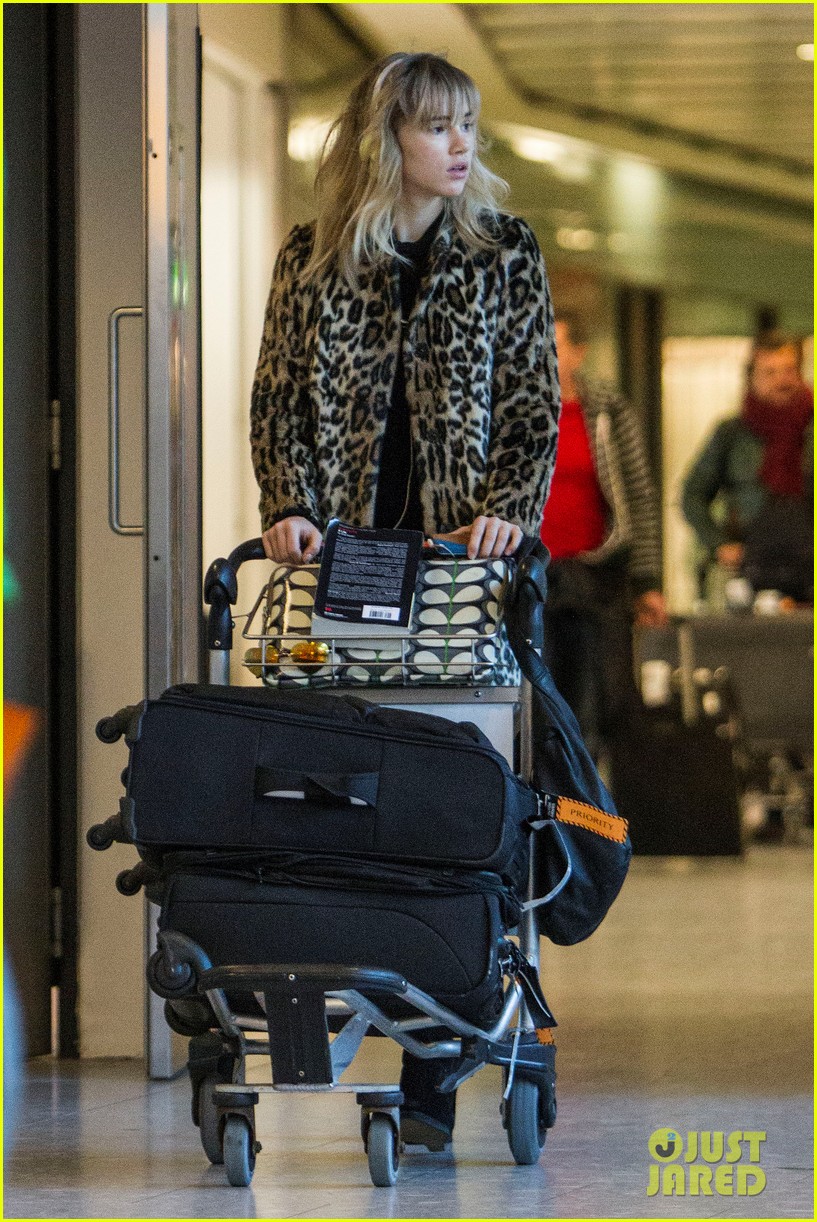 suki waterhouse back in london after joint bradley cooper party 053024430