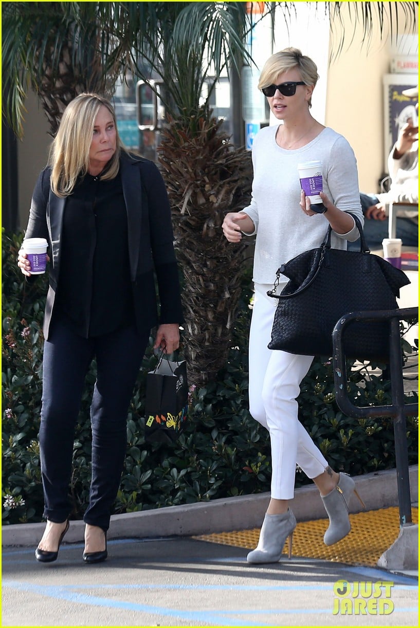 charlize theron vision in white for coffee run 07
