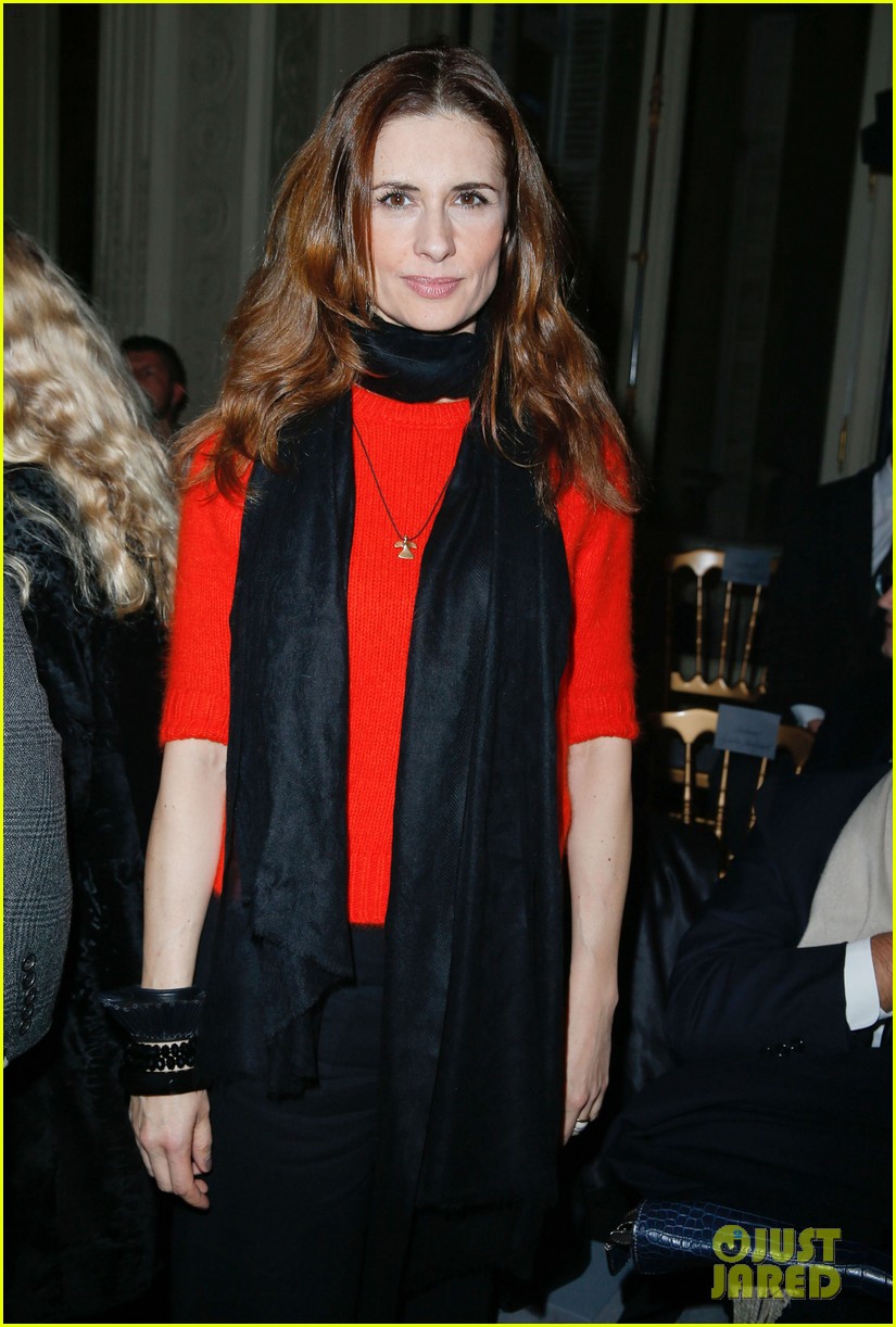 florence welch valentino fashion show in paris 09