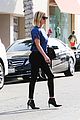 reese witherspoon keeps busy with shopping meetings 03