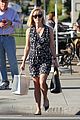 reese witherspoon shopping trips after golden globes 11