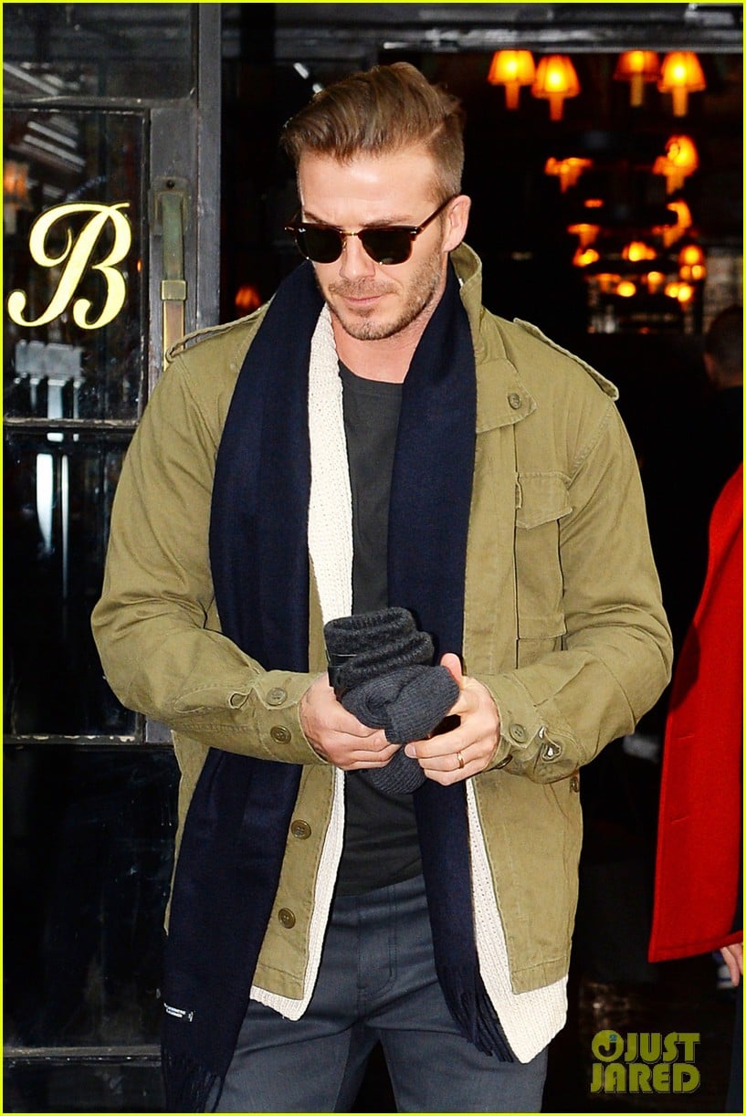victoria beckham stayed in london while david attended super bowl 2014 063046900