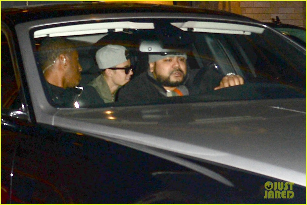 justin bieber hits up maxim super bowl party after plane flagged by customs 07