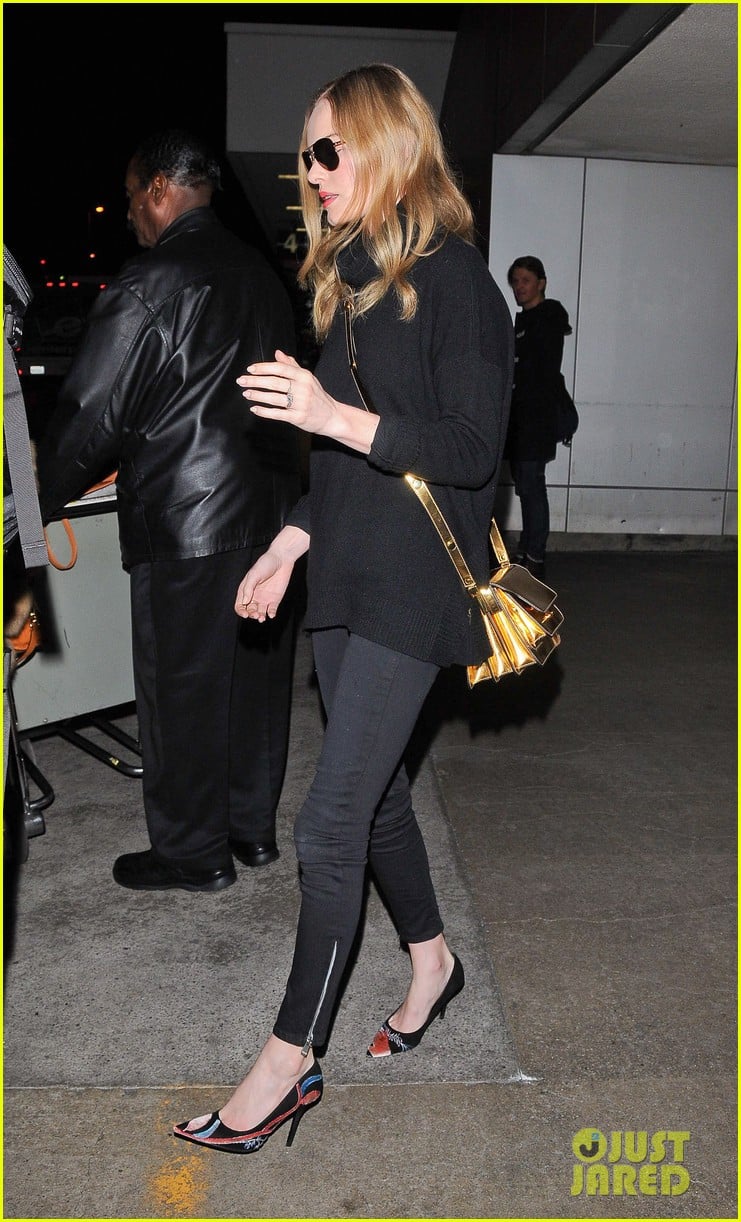 kate bosworth heads home after quick fashion week trip 09