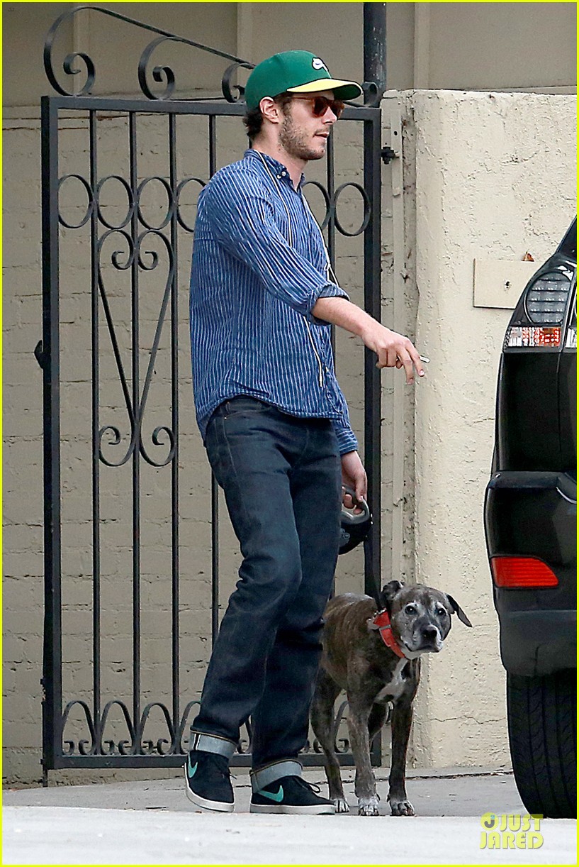 adam brody steps out with ring after wedding rumors 143055883