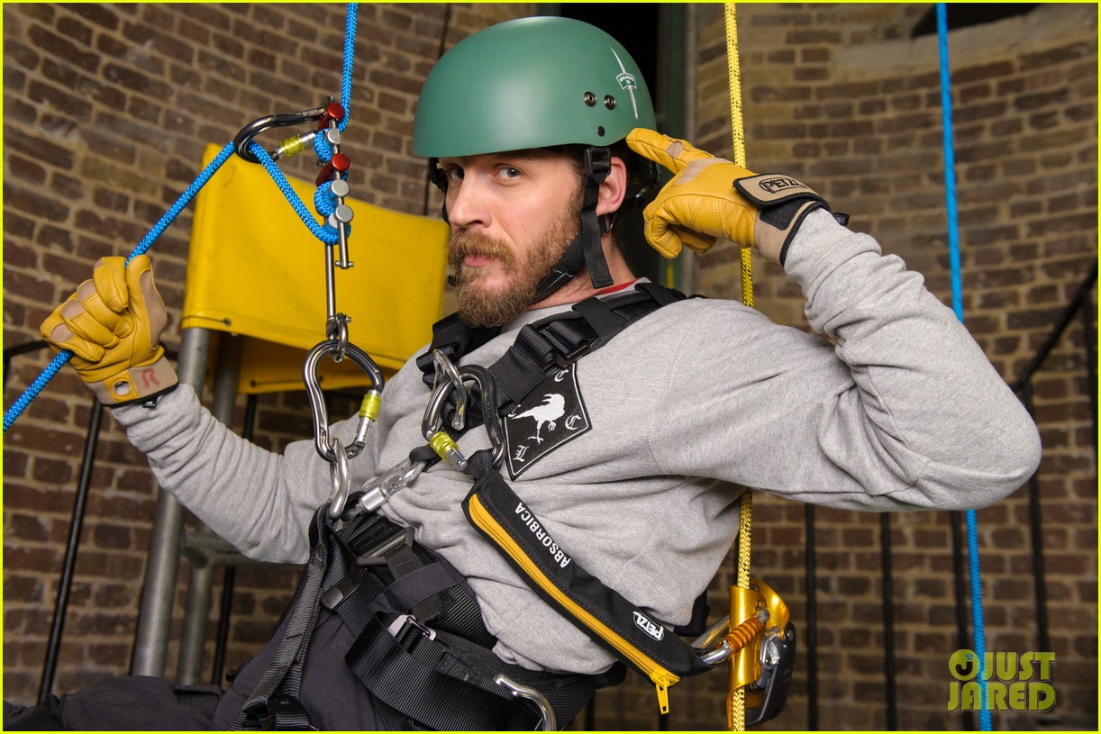tom hardy ends up in rope training course while supporting royal marines 03