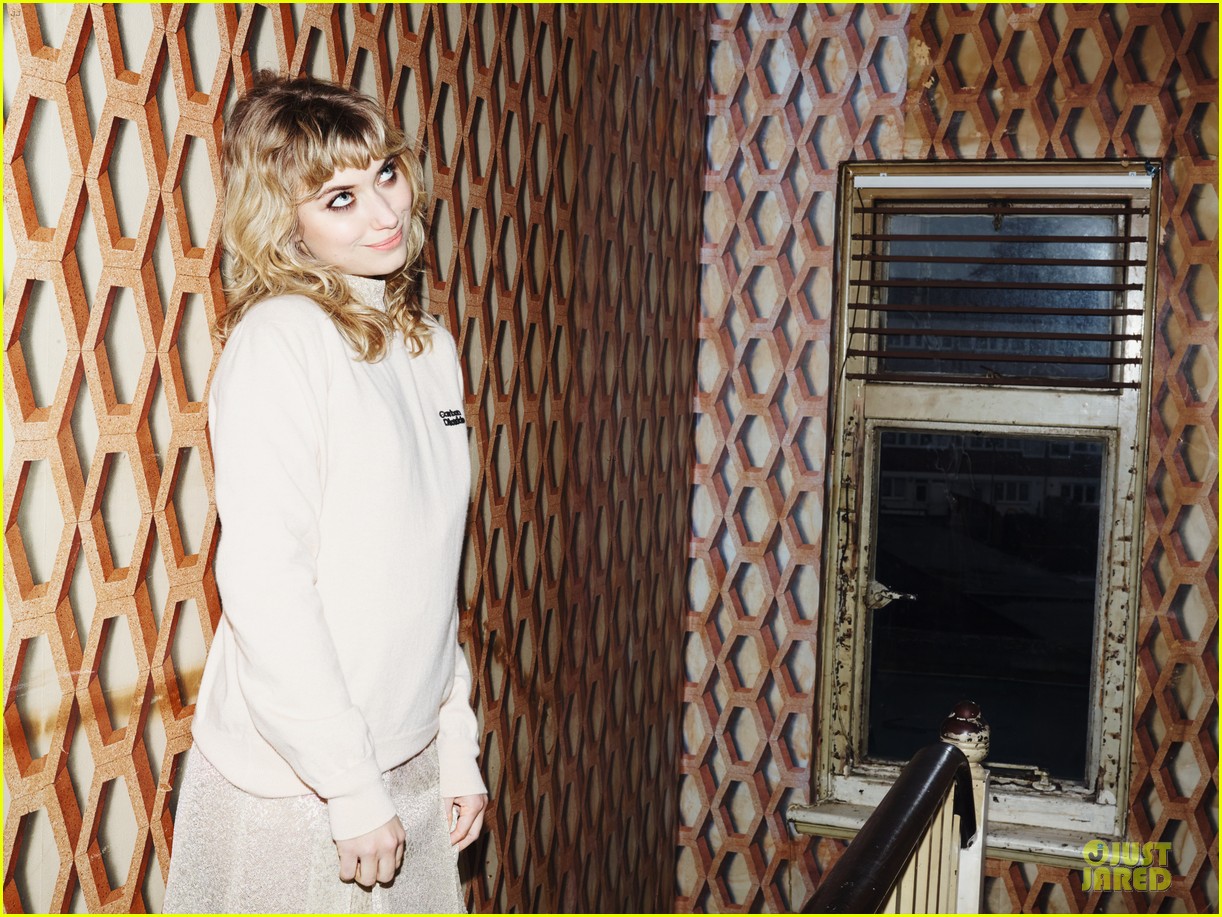 imogen poots muse magazine spring 2014 feature exclusive 023058153
