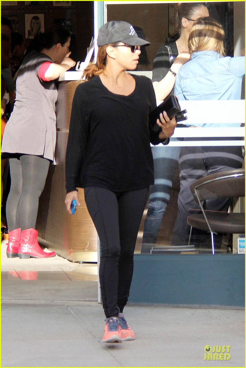 Eva Longoria Rocks New Bangs & Gets Picked Up By Jose Baston! Photo