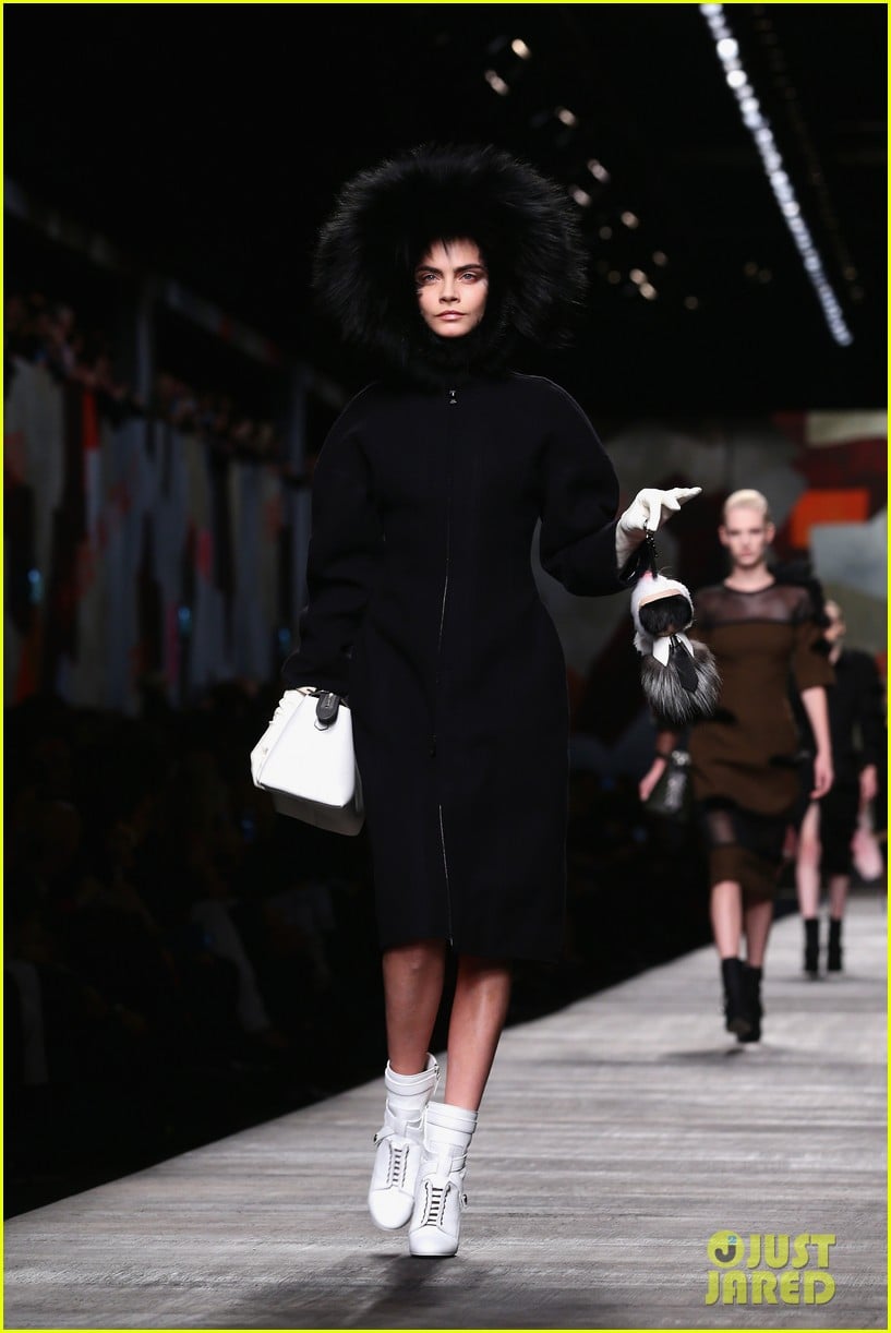 michelle rodriguez supports rumored girlfriend cara delevingne at fendi show 03