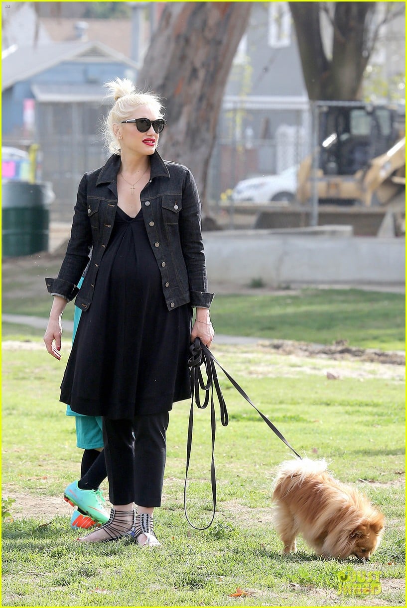 gwen stefani looks about ready to pop in brentwood 313055933
