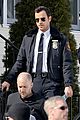 justin theroux looks mighty fine in his police uniform 07