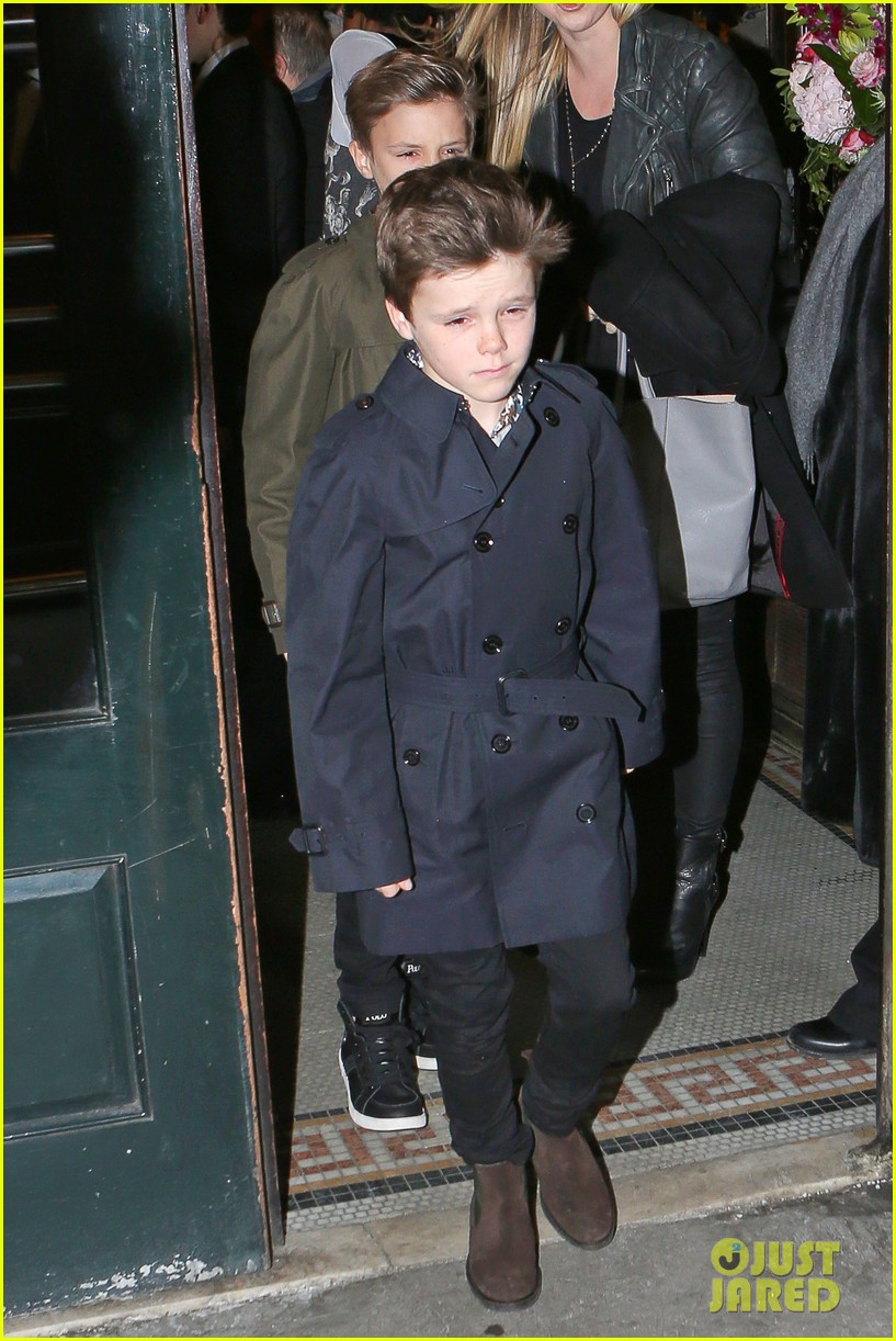 Victoria Beckham David & Kids Sit Front Row at Fashion Show! Photo