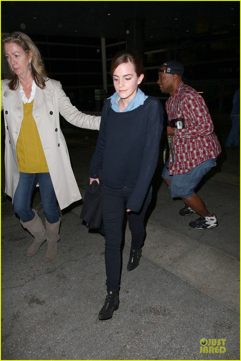 emma watson flys into lax airport before oscars 2014 163062513