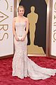 kristen bell brings burrito on oscars 2014 red carpet with dax shepard 03