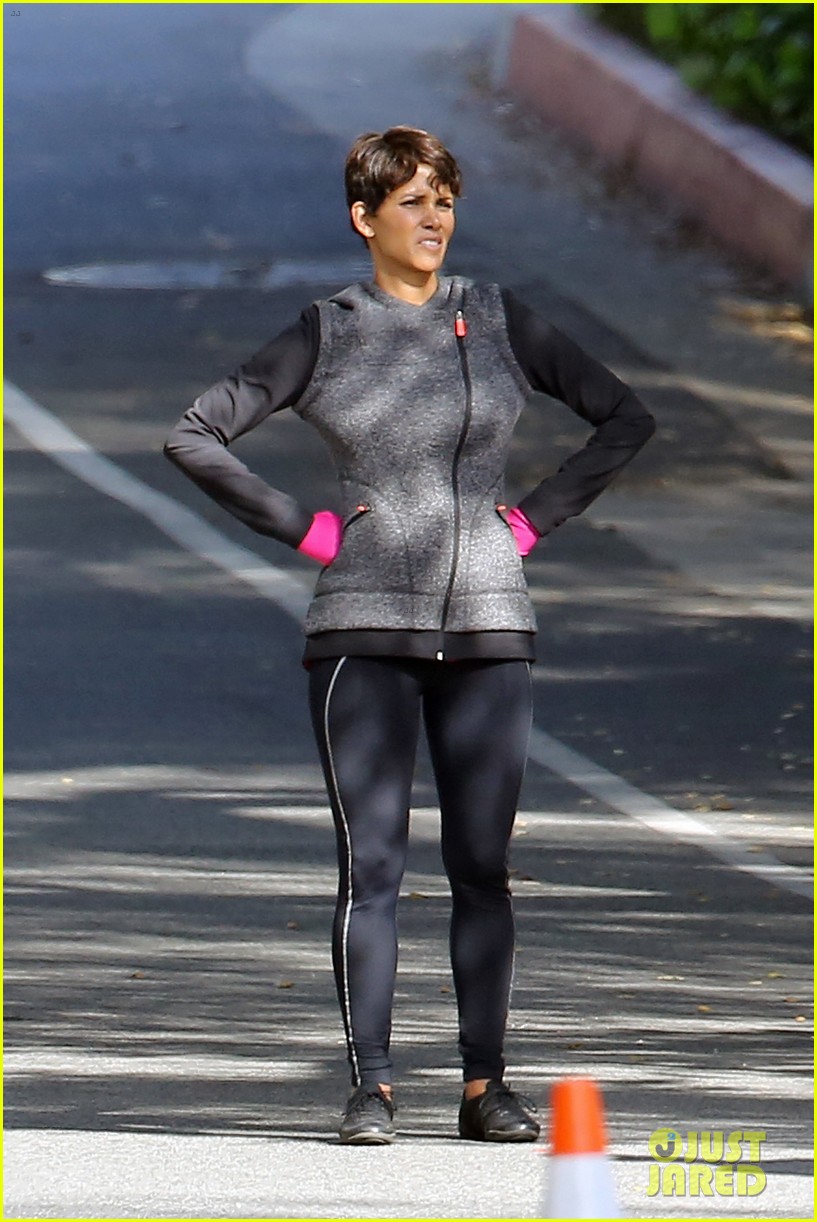 halle berry working out motivation 20