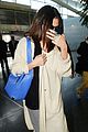 selena gomez leaves new york after lovely trip 07